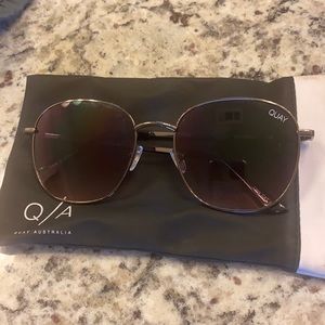 QUAY Jezabell sunglasses